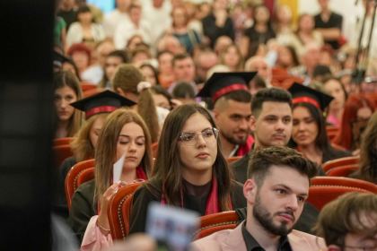 Cursul festiv al absolvenţilor Facultăţii de Istorie, Filosofie şi Teologie din Galaţi – fotografia 33