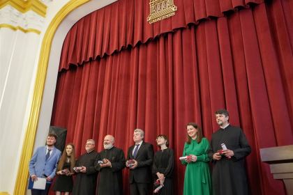 Cursul festiv al absolvenţilor Facultăţii de Istorie, Filosofie şi Teologie din Galaţi – fotografia 47