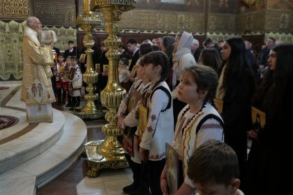 Duminica Ortodoxiei sărbătorită în Arhiepiscopia Dunării de Jos – fotografia 24