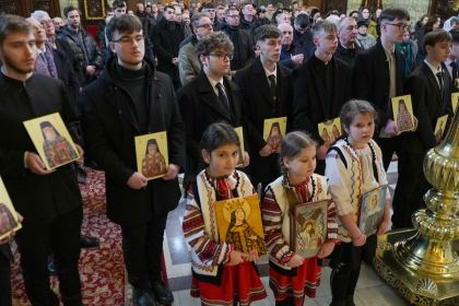 Duminica Ortodoxiei sărbătorită în Arhiepiscopia Dunării de Jos – fotografia 27