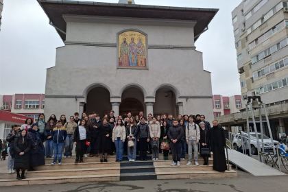 Etapa judeţeană a Olimpiadei de Religie în Galaţi şi Brăila – fotografia 2