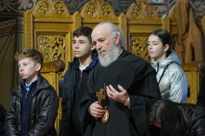Etapa judeţeană a Olimpiadei de Religie în Galaţi şi Brăila – fotografia 4
