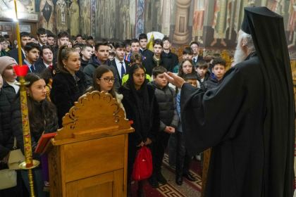 Etapa judeţeană a Olimpiadei de Religie în Galaţi şi Brăila – fotografia 16