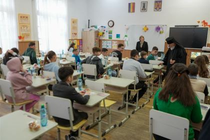 Etapa judeţeană a Olimpiadei de Religie în Galaţi şi Brăila – fotografia 32