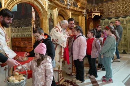 Duminica Sfintei Cruci în Arhiepiscopia Dunării de Jos – fotografia 48