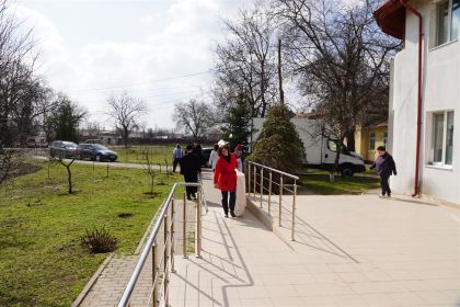 Acţiune filantropică la Centrul Medico-Social din localitatea Pechea, judeţul Galaţi – fotografia 31