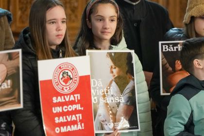 Ediţia a 16-a a „Marşului pentru viaţă“ în Arhiepiscopia Dunării de Jos – fotografia 30