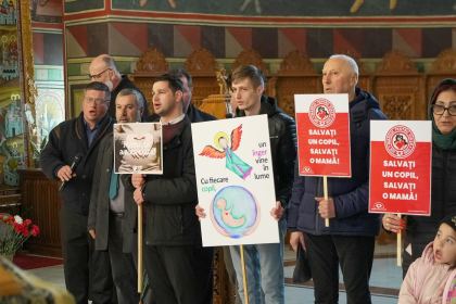 Ediţia a 16-a a „Marşului pentru viaţă“ în Arhiepiscopia Dunării de Jos – fotografia 33