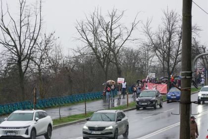 Ediţia a 16-a a „Marşului pentru viaţă“ în Arhiepiscopia Dunării de Jos – fotografia 19