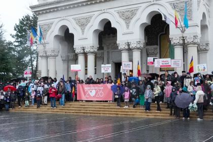 Ediţia a 16-a a „Marşului pentru viaţă“ în Arhiepiscopia Dunării de Jos – fotografia 40
