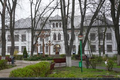 Olimpiada interdisciplinară „Cultură şi spiritualitate românească” în Arhiepiscopia Dunării de Jos – fotografia 1