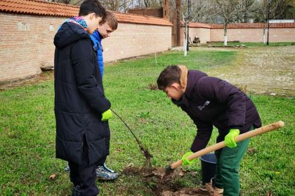 Elevi în vizită la Mănăstirea Voievodală Măxineni – fotografia 9