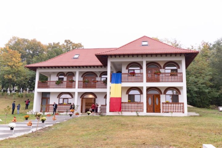 Centrul filantropic „Sf. Iosif cel Milostiv“, Brătuleşti, judeţul Galaţi